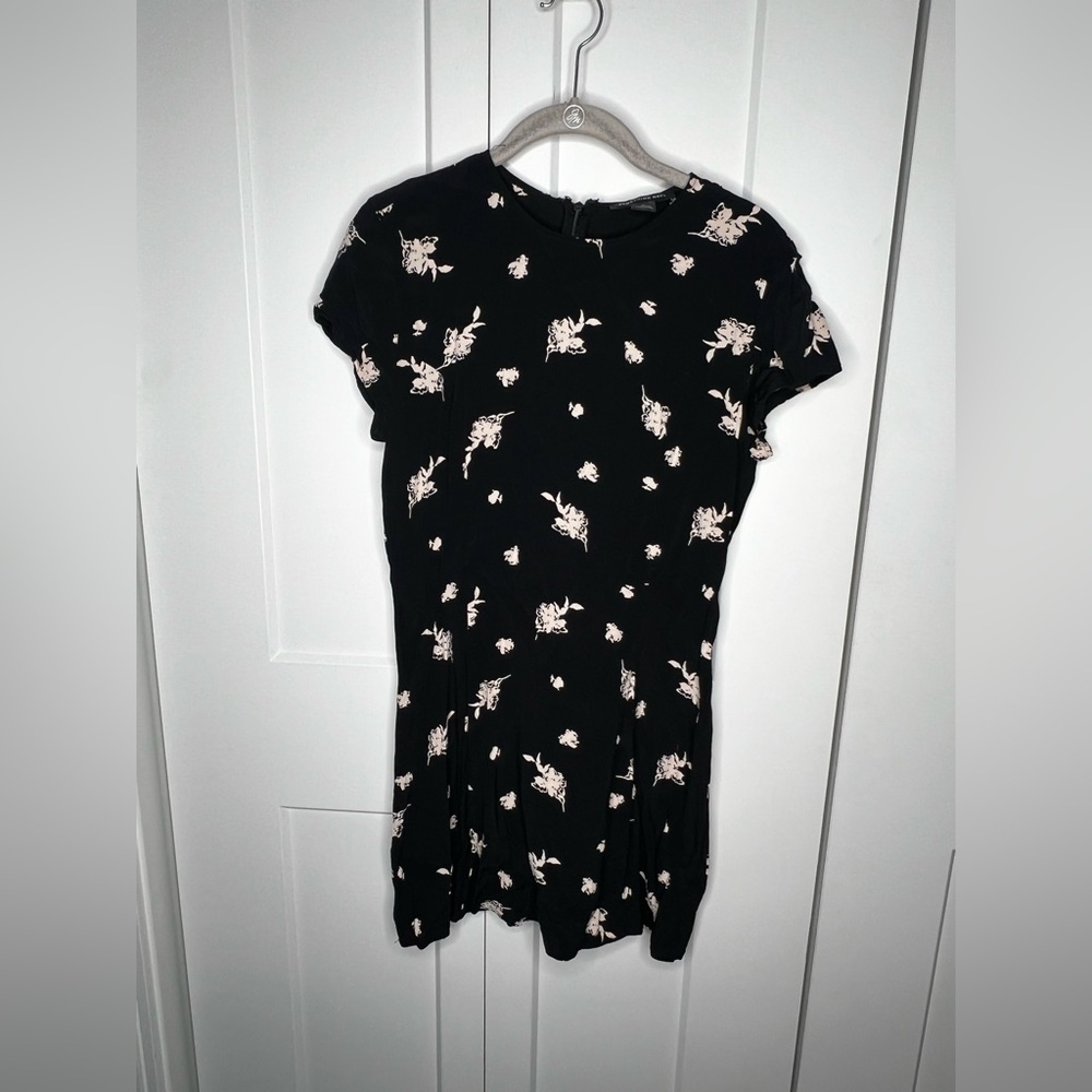 Something Navy Floral Mini Dress Women's Size Medium